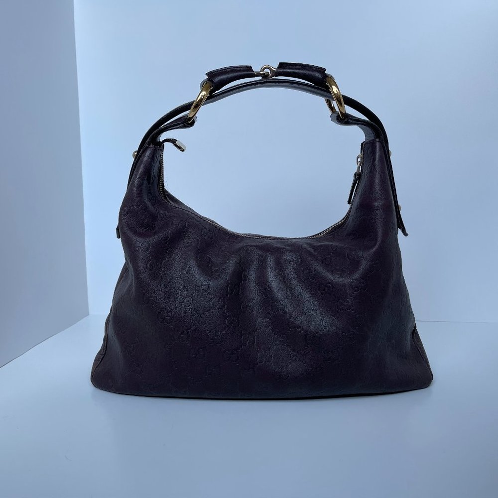 GUCCI Medium Signature Horsebit Chain Hobo Handbag
